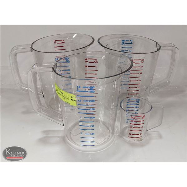 3 RUBBERMAID 8 CUP POLY CARB MEASURES W/ 1 - 1 CUP
