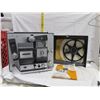 Image 1 : Bell and Howell Modele 456 Compatible Movie Projector