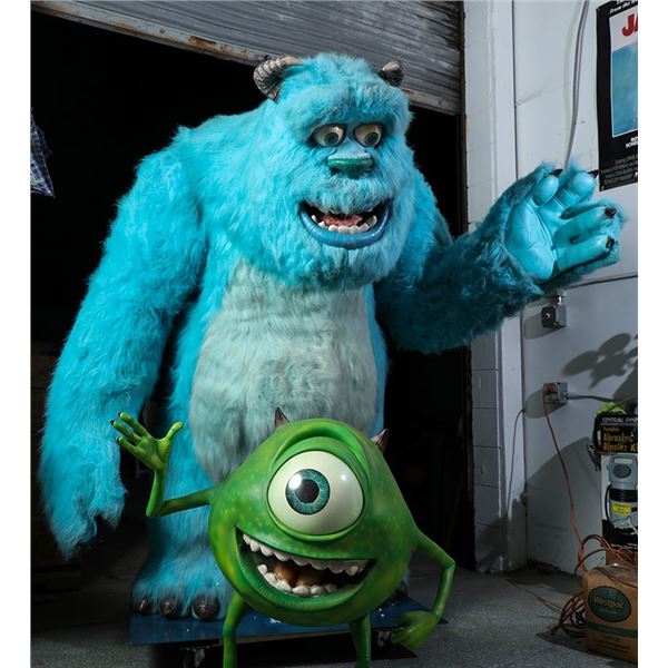 Disney Store Monsters Inc. Sulley Life-size Figure