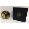 Image 1 : Disneyland Club 33 Member Paperweight