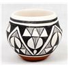 Image 3 : Isleta Miniature Pottery Jar by Kimo DeCora