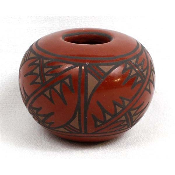 Native American Pojoaque Pottery Seed Jar