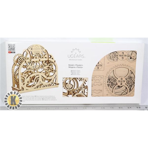 UGEARS MECHANICAL WOOD MODEL, THEATER