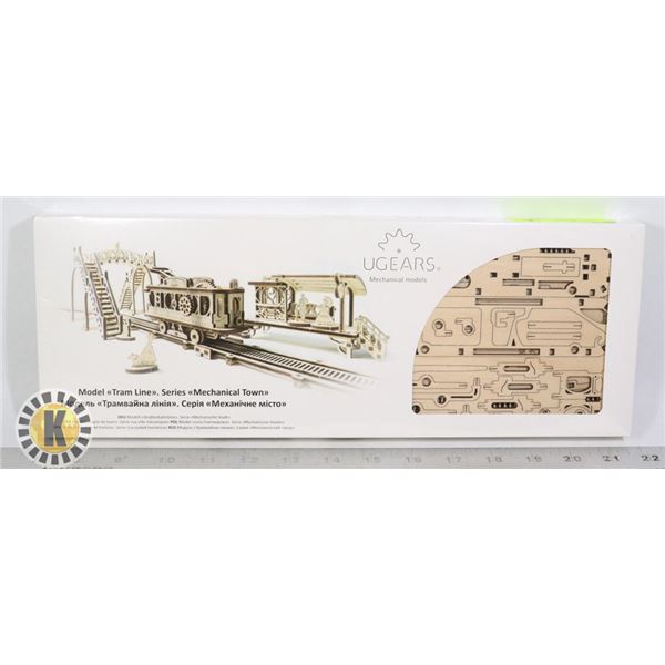UGEARS MECHANICAL WOOD MODEL, MECHANICAL TOWN