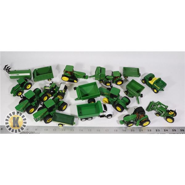 SHOE BOX FULL OF JOHN DEERE FARM EQUIPMENT