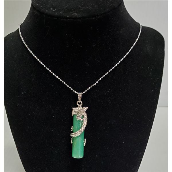 JADE STONE WRAPPED WITH DRAGON SHEATH NECKLACE