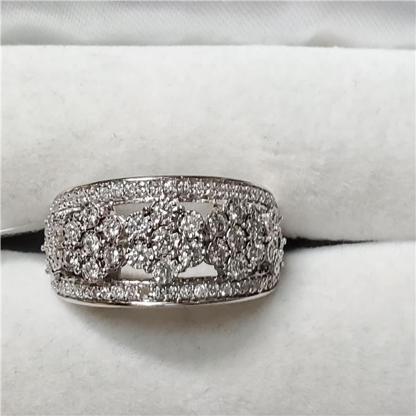 10K WHITE GOLD DIAMOND(0.76CT,SI2-I1,G-H) RING