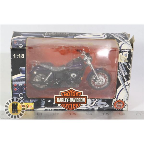 HARLEY DAVIDSON 1:18 SCALE MOTORCYCLE COLLECTIBLE