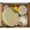 Image 1 : VINTAGE TUPPERWARE LOT
