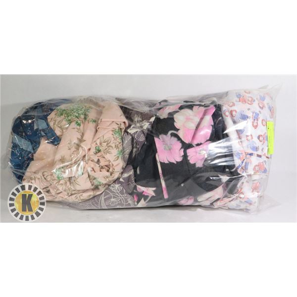 BUNDLE OF ASSORTED COLOR FABRIC