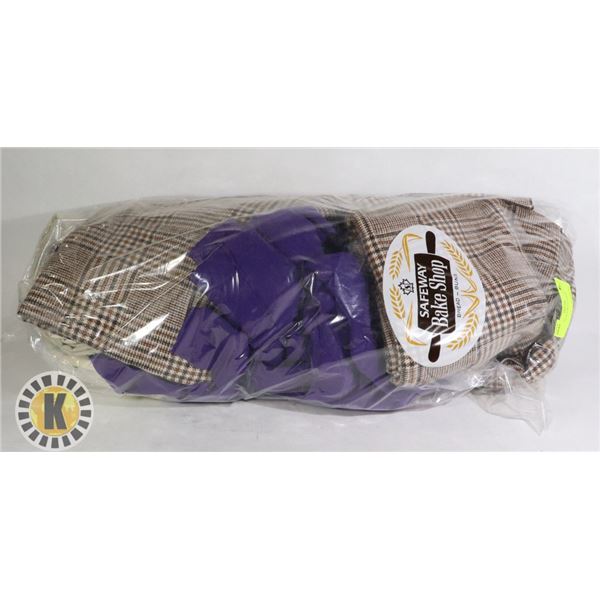 BUNDLE OF ASSORTED COLOR FABRIC