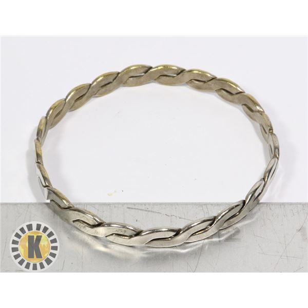 925 MARKED TWISTED SILVER BRACELET