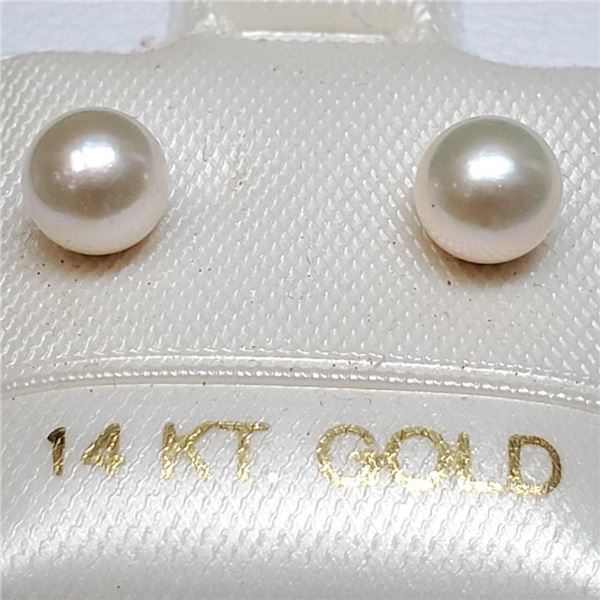 14K Yellow Gold Pearl Screwback With Cultured Pearls Earrings (~weight 0.5g), Made in Canada, Sugges