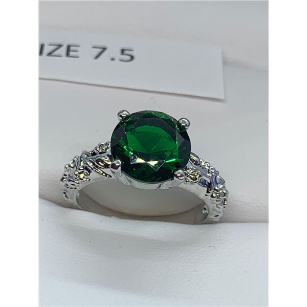 Ladies 1.0 Carat emerald Style Round Cut Gemstone Ring Size 7.5