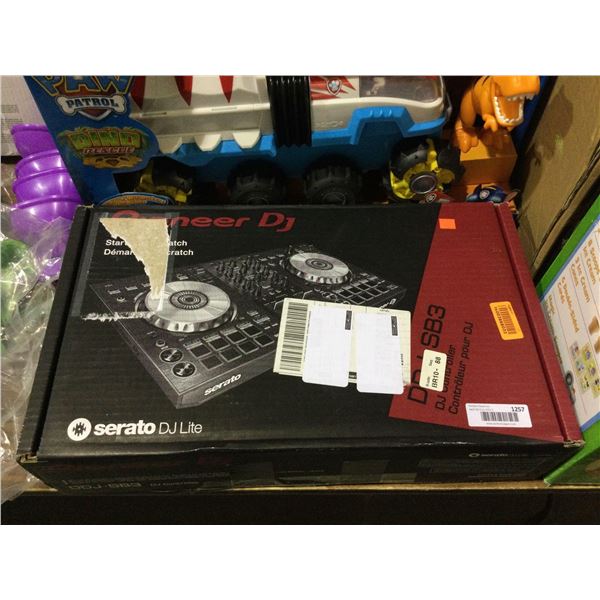 Pioneer DJ Serato DJ Controller