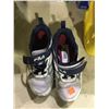 Image 2 : Fila Kids Size 3 Shoes