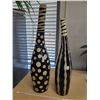 Image 1 : 2 BLACK & CREAM DECORATIVE VASES