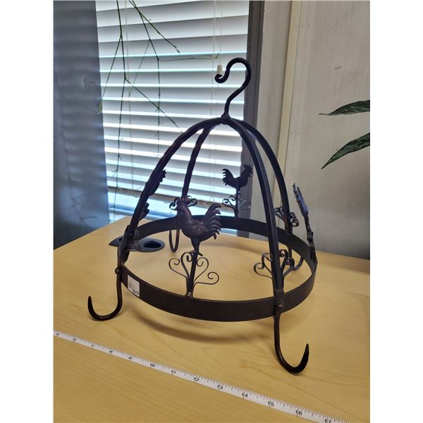IRON PLANT HANGER
