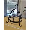 Image 1 : IRON PLANT HANGER