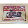 Image 1 : TIN SIGN 'RIDE FREE'