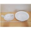 Image 2 : MILK GLASS HEN ON A NEST