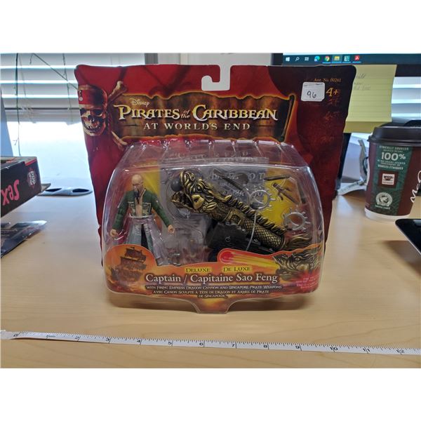 POTC DELUXE CAPTAIN WITH FIRING DRAGON