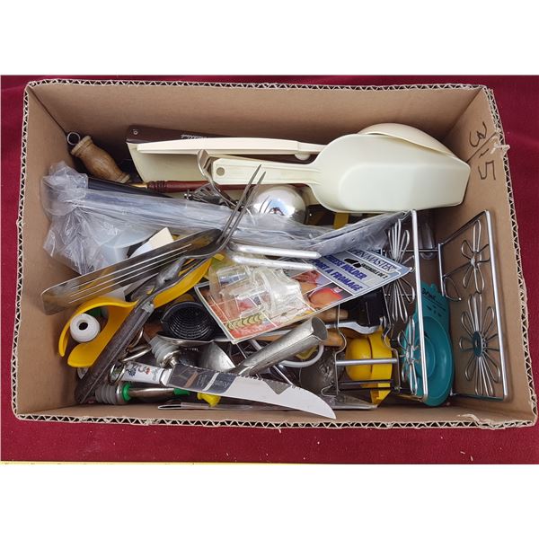 Lot of Kitchen Utensils