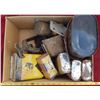 Image 1 : Vintage Cans & Battery Box & Oilers