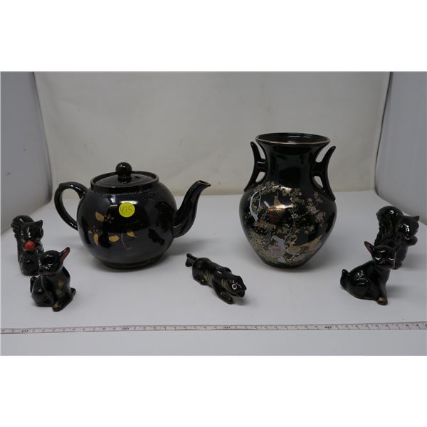 Vintage Black Ceramics 2 pieces and 5 animal figurines