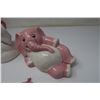 Image 5 : 3 Pink Elephant Money Banks and Other Ceramic Ornaments