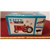 Image 5 : Die Cast International Tractor Model 415