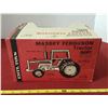 Image 5 : ERTL 1/20 Scale MF Tractor