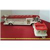 Image 3 : 1950's /60's LUMAR Hook & Ladder Fire Truck 38" Long