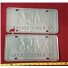 Image 2 : Saskatchewan 1975 X456 Licence Plates Pair
