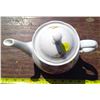 Image 6 : 1 Tea Pot - Czechoslovakia