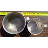 Image 3 : 1 - 1C Tin Measure Cup - Canada & 1 - 2C Measure Cup