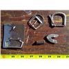 Image 2 : 3 Silver Belt Buckles, 1 Silver Belt Tip, 1 Silver Loop