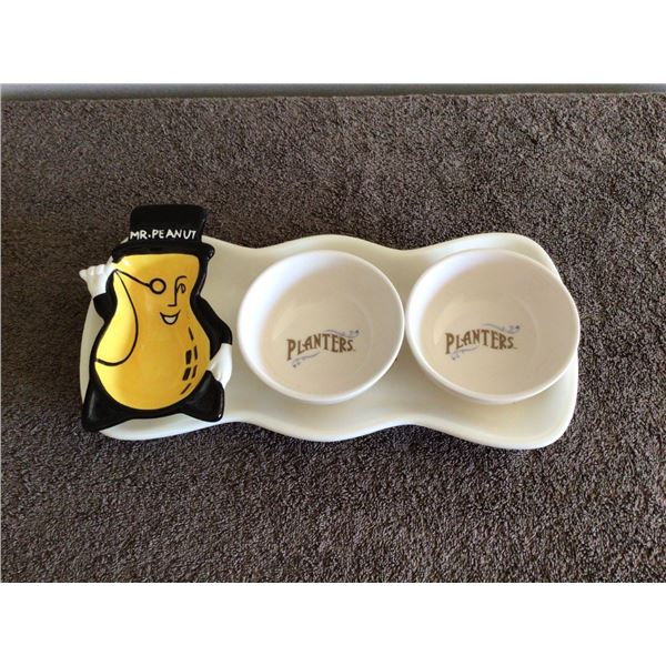 1960's Mr. Peanut 4 piece serving tray/bowls set - 3 photos