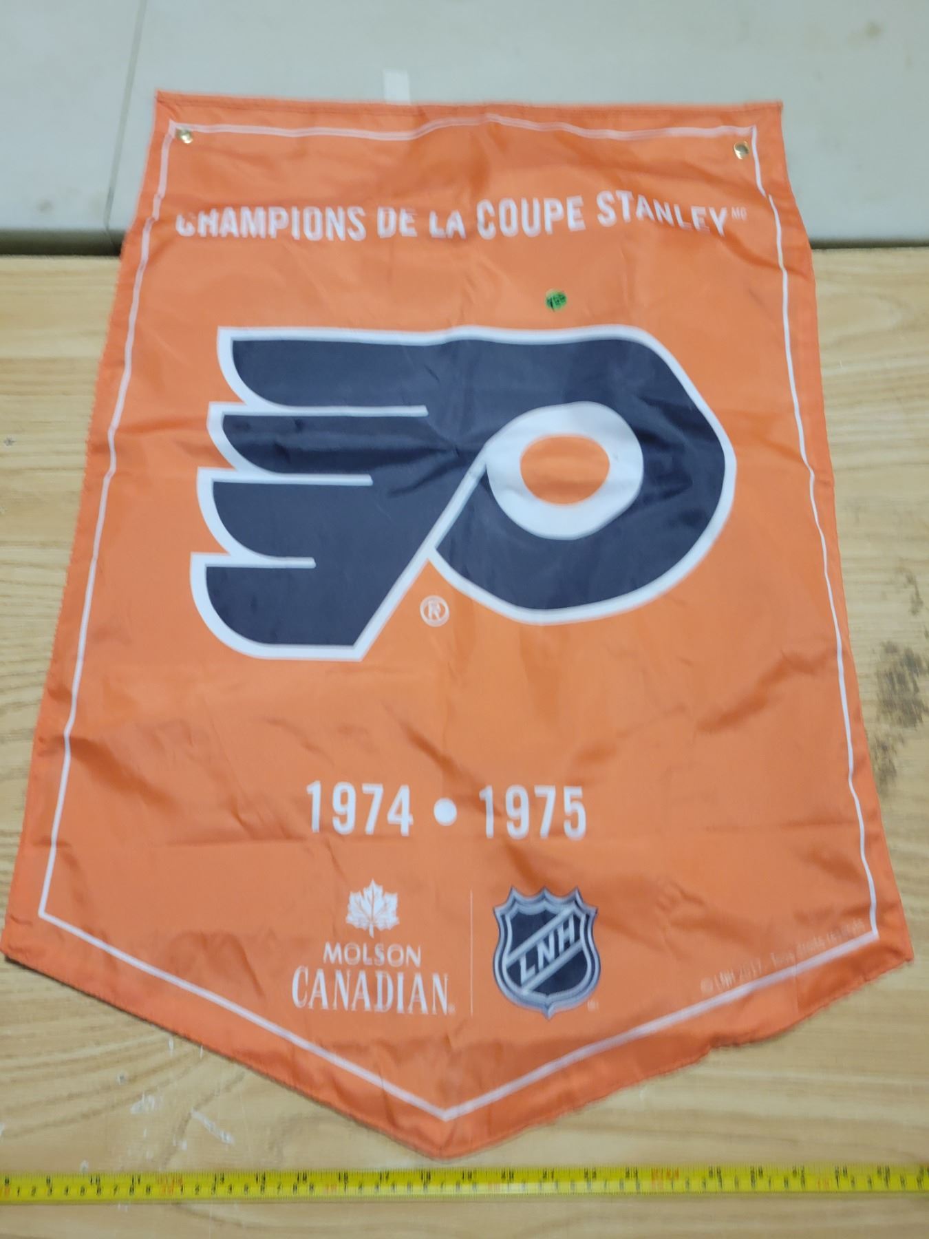 Nylon Philadelphia Flyers banner 35" X 23"