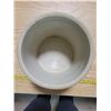 Image 2 : #2 Medalta crock 12" X 4.5"