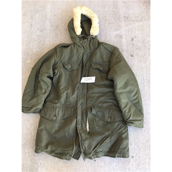 Canadian Army Extreme cold parka size Small