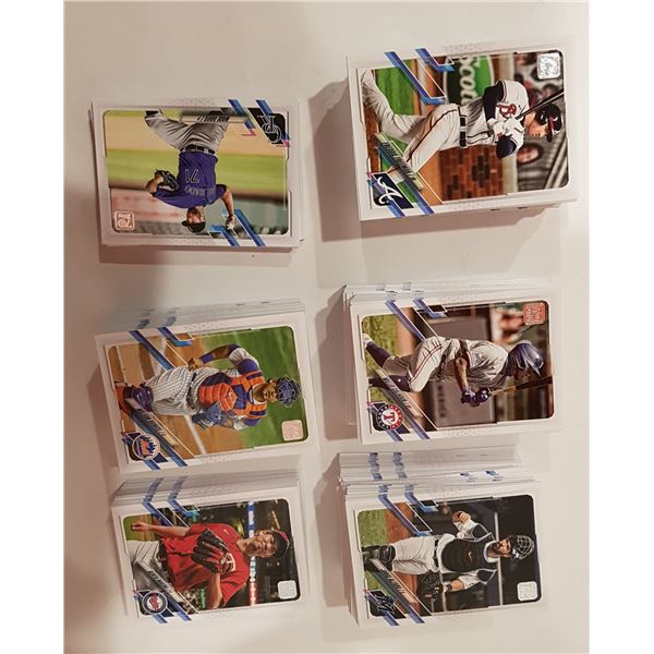 Lot of 650+ TOPPS MLB 2021 Series 1 Baseball Cards – Base Cards Unsorted Near Mint