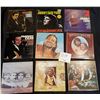 Image 1 : 9 Country Records/Vinyl Bundle (Johnny Cash,Waylon Jennings, Willie Nelson and Kenny Rogers)