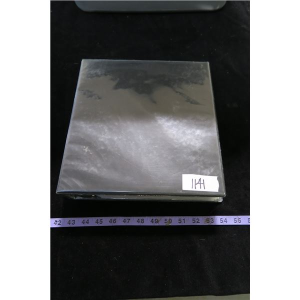 #1141 - Card Binder #12 >> 720 Topps Baseball Cards, Rookies, Stars, Hall Of Famers