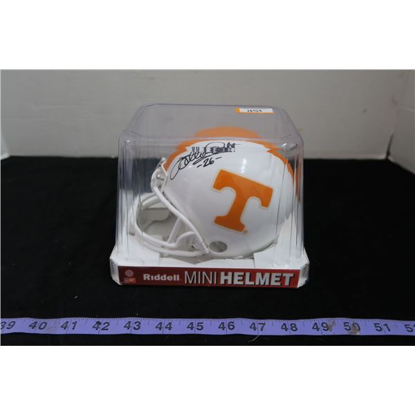 #1151 - Autographed Mini Helmet Willie Gault Tennessee Volunteers - Chicago Bears Schwartz Sports CO