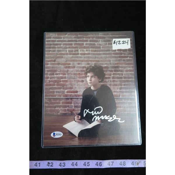 #1224 - Autographed 8 X 10 David Marouz - Leading Actor in Batman-prequel Gotham