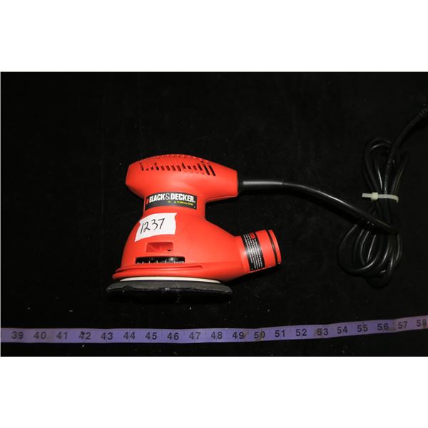 #1237 - New Black and Decker Orbital Sander