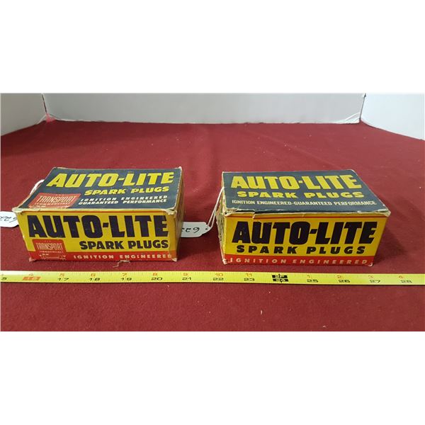 7-Autolight ATL-4 & 8 Autolight AR52 Sparkplugs