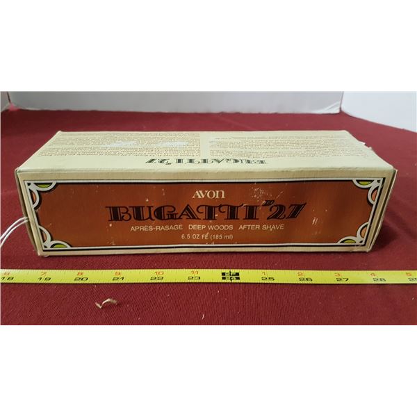 Avon Bugatti 1927 & Pepper Box Pistol 1850