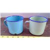 Image 2 : 1 Blue Tin Cup, 1 Green Tin Cup